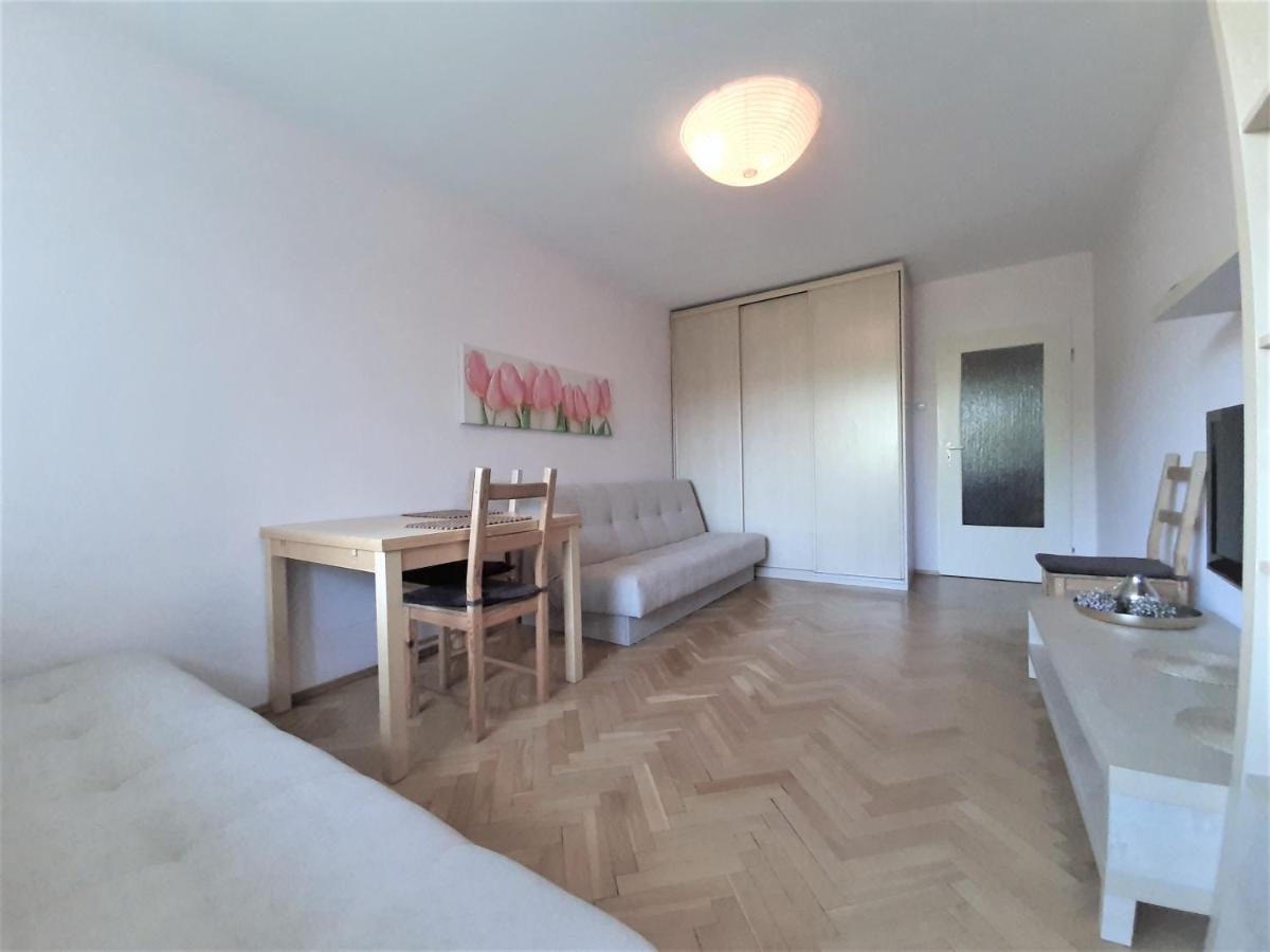 Your Best Apartment Kolobrzeska 그단스크 외부 사진